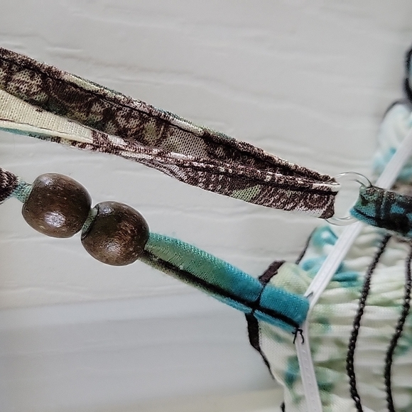 Almost Famous Girls Size Large Ruffled Tank - Picture 4 of 4